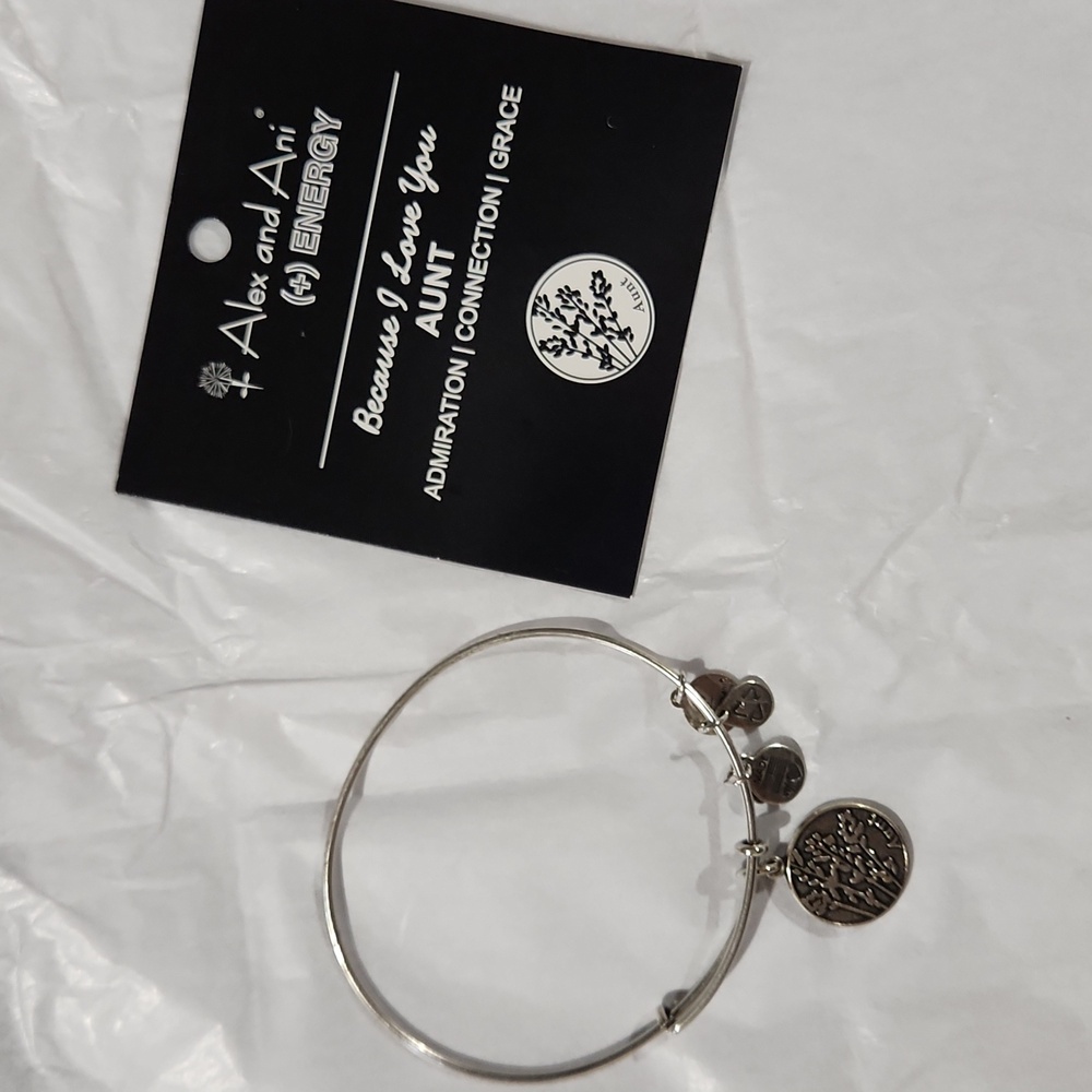 Alex and Ani Aunt